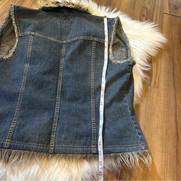 Vintage y2k Faux fur no boundaries vest size Large - Picture 5 of 5